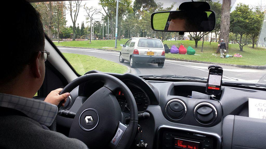 Yeni taksi yasası Danimarka’daki Uber’i boğabilir